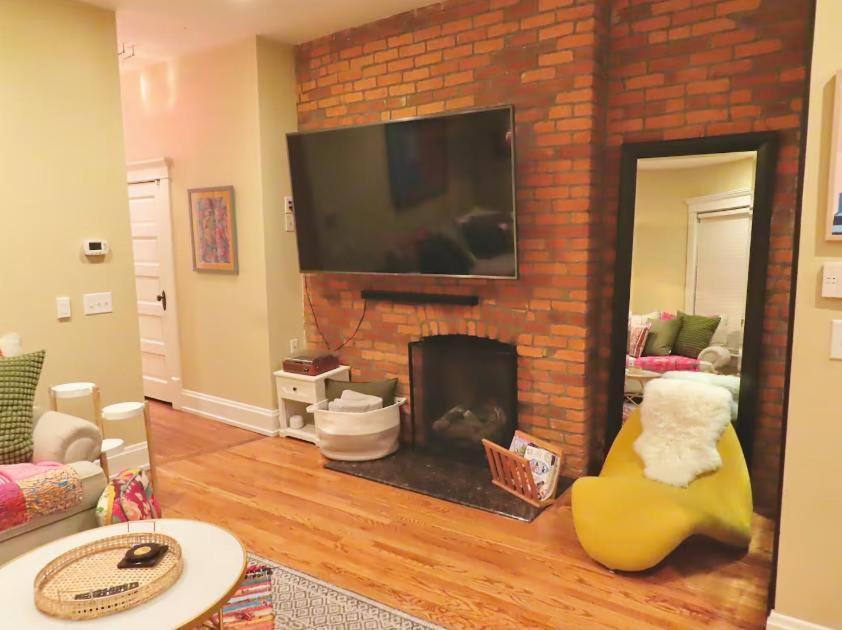 The Nook On Neil Walkable 3br Appartement